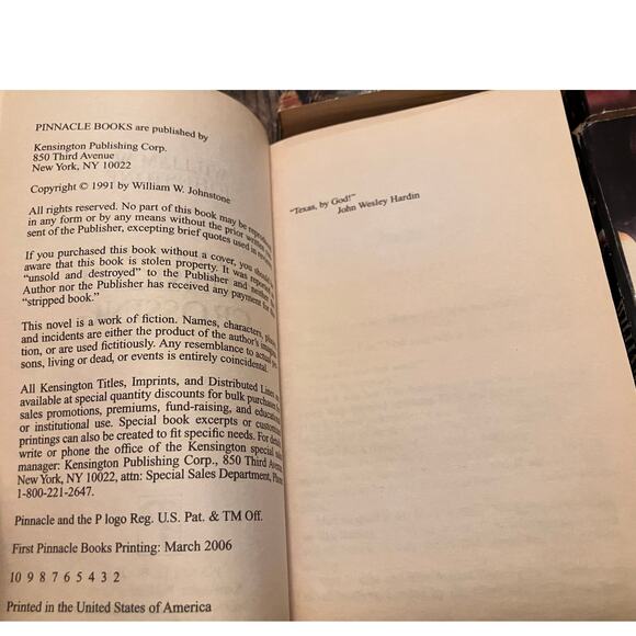 William W. Johnstone, Blood Bond Series, Lot of 4 Western Novels Books Paperback - Picture 8 of 8